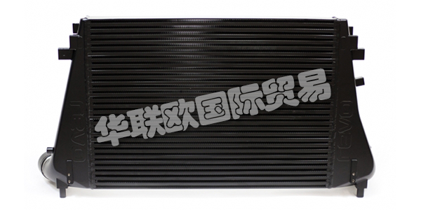 REVO成立于2002年，是汽車后市場行業的先驅。REVO軟件和硬件解決方案可以協調工作，以釋放引擎的真正潛力。使用最新技術和設施在內部進行設計，硬件和軟件工程師均在其專業領域擁有豐富的經驗。REVO以提供能夠滿足其客戶要求的高性能并確保使用壽命和可駕駛性為目標的產品而感到自豪。下文為您介紹REVO中冷器。